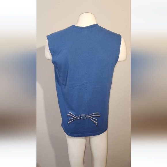 Vintage Boy's Extra Large or Men's Small NIKE Sleeveless Tee - Picture 2 of 3
